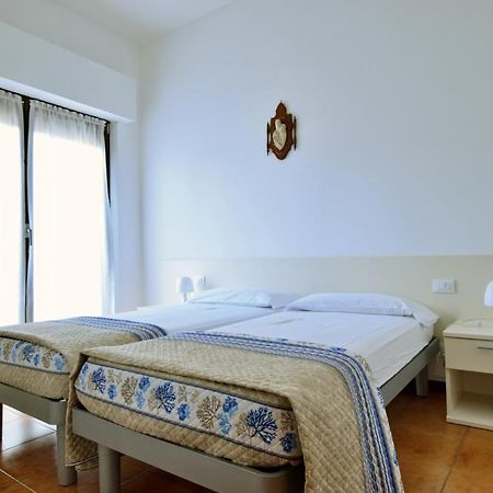 Villa Lory Lignano Sabbiadoro Buitenkant foto